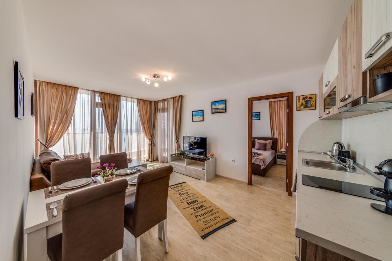 Апарт-отели Apartcomplex Golden Bay Равда-48